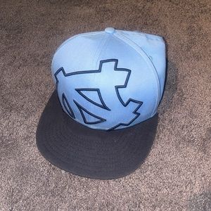 UNC SnapBack in great condition, just don’t wear it anymore